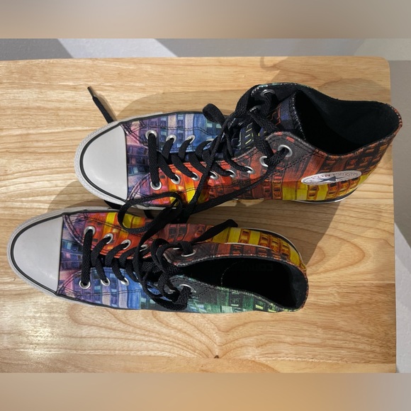 CONVERSE Chuck Taylor All Star New York Gay Pride Rainbow Multicolor Size 9 - Picture 2 of 7